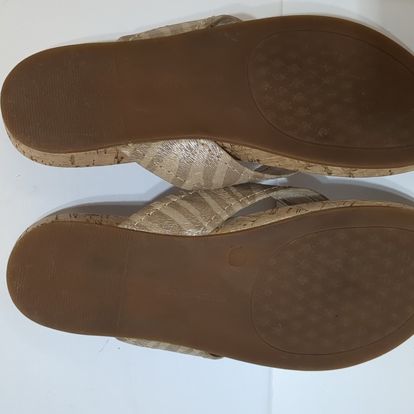 Antonio Melani Carla flat  sandals size 6.5 - Picture 9 of 9